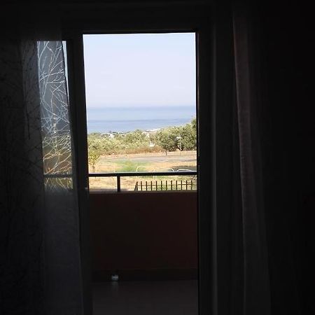 B&B I Girasoli Soverato Marina Exterior foto